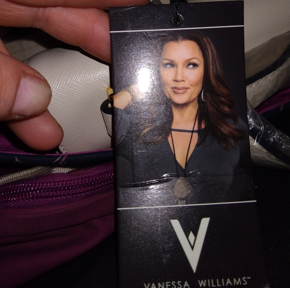 2 purses by Vanessa Williams